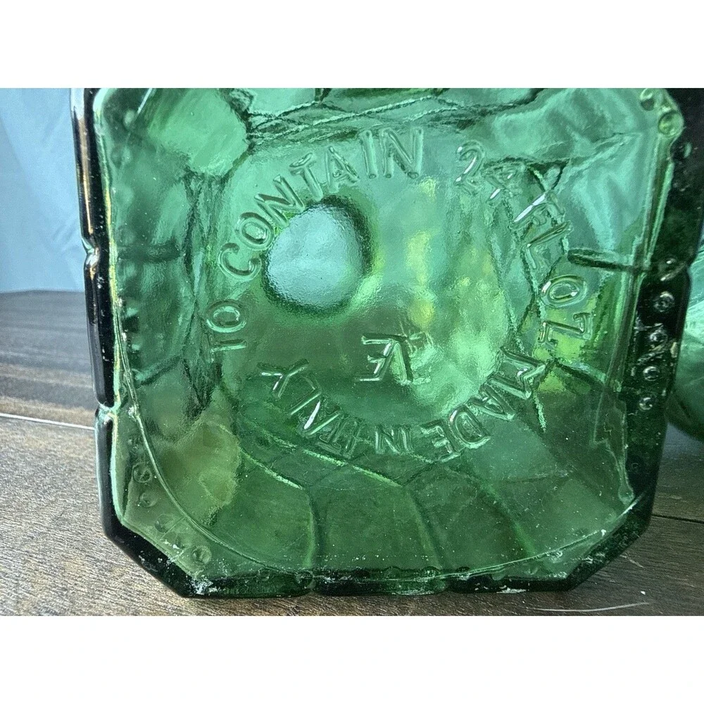VTG Empoli Green Glass Decanter W/Stopper Diamond Pattern